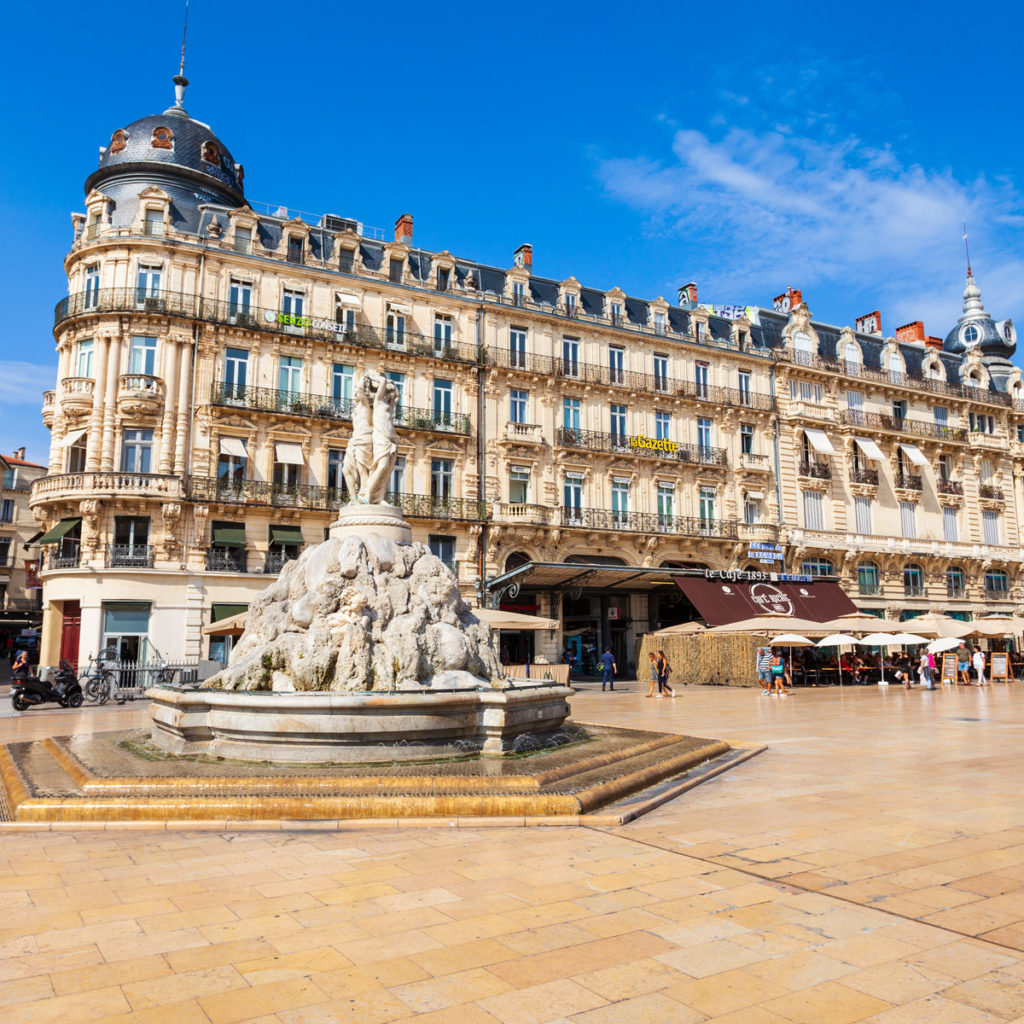 Fontaine des Trois Grâces à la Place de la Comédie, place principale de la ville de Montpellier dans le sud de la France